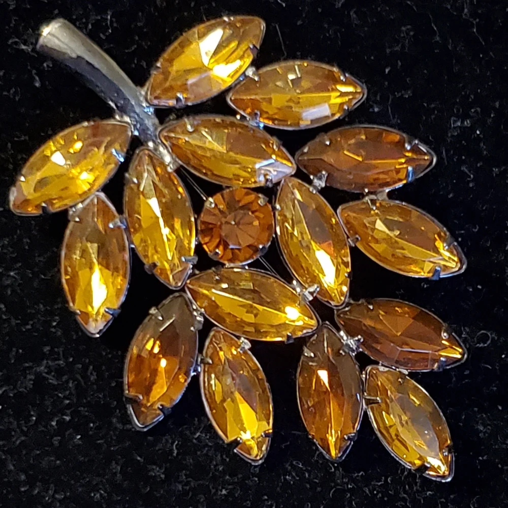 Gunmetal and golden topaz look stone leaf brooch 2012 F.I.